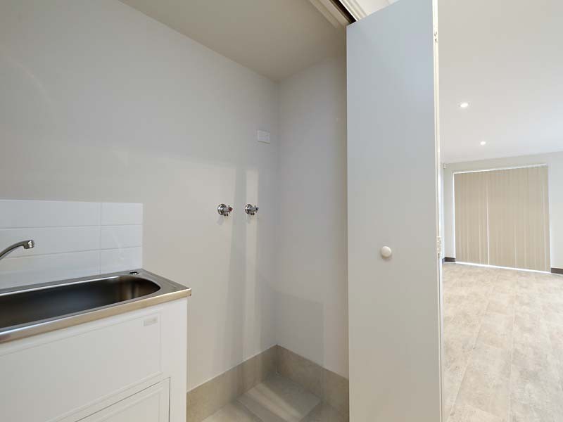 Unit 1, 6 Sampson Close, Midland WA 6056