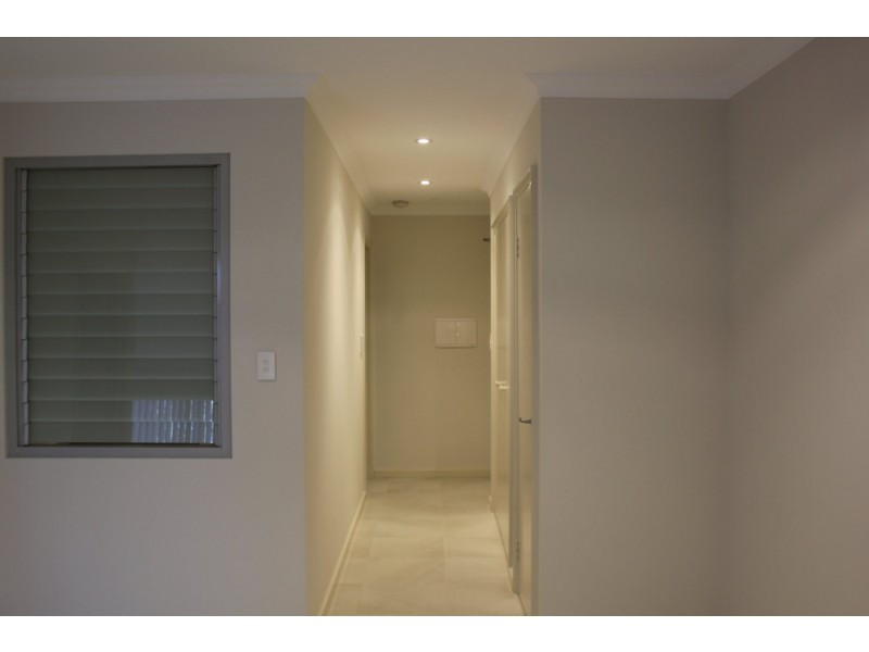 Unit 9, 6 Sampson Close, Midland WA 6056