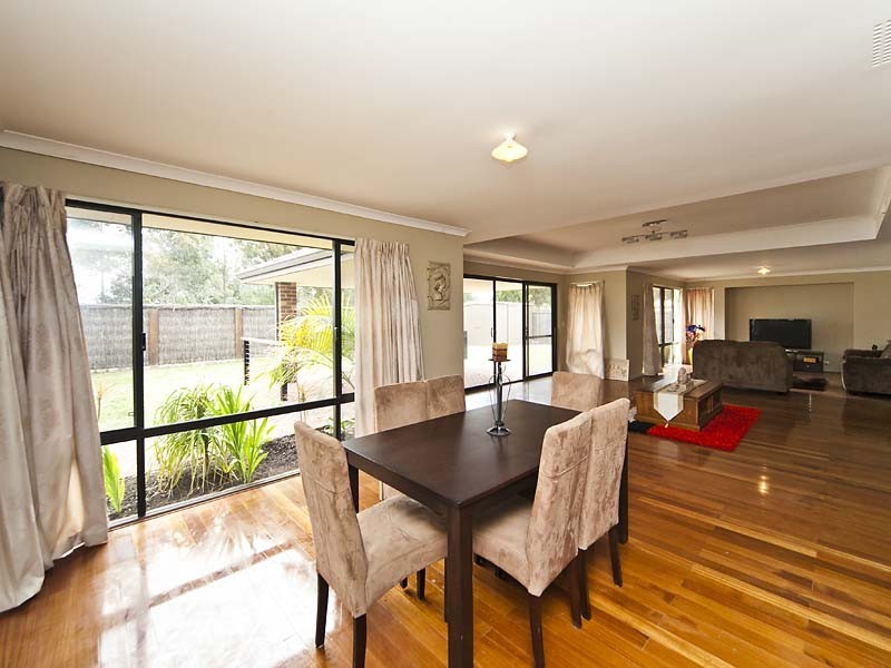 47 Fantail Crescent, Ellenbrook WA 6069