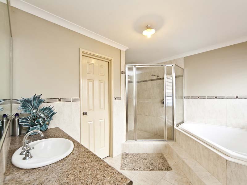 47 Fantail Crescent, Ellenbrook WA 6069