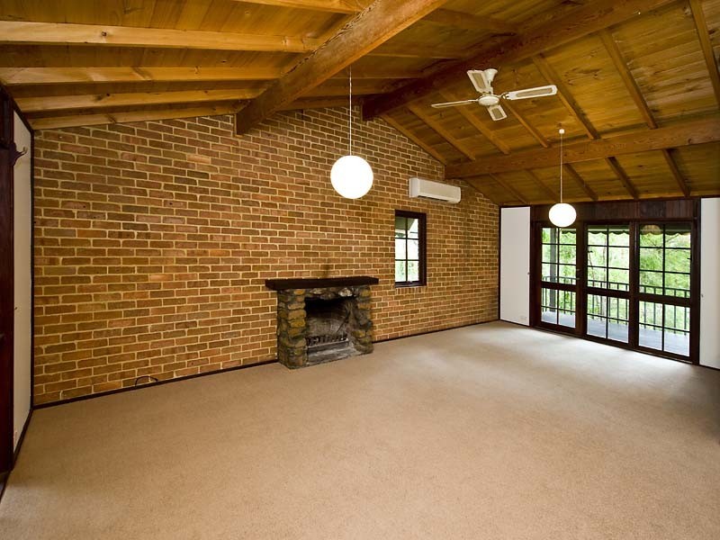 18 Highview Road, Greenmount WA 6056