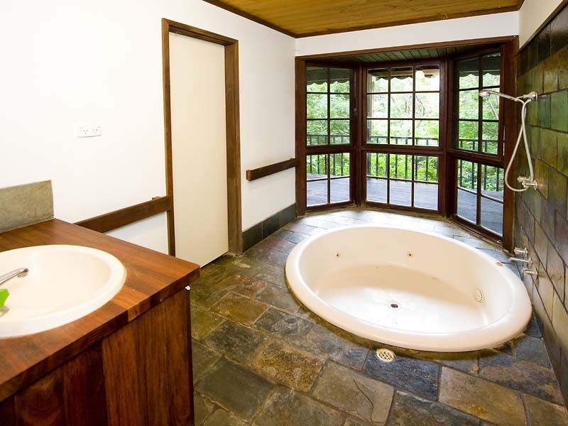 18 Highview Road, Greenmount WA 6056