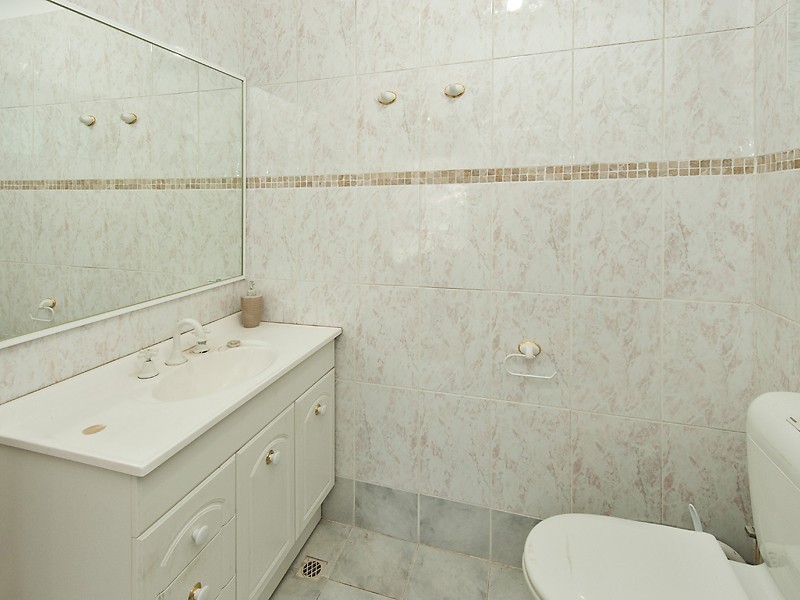 89 Queens Road, South Guildford WA 6055