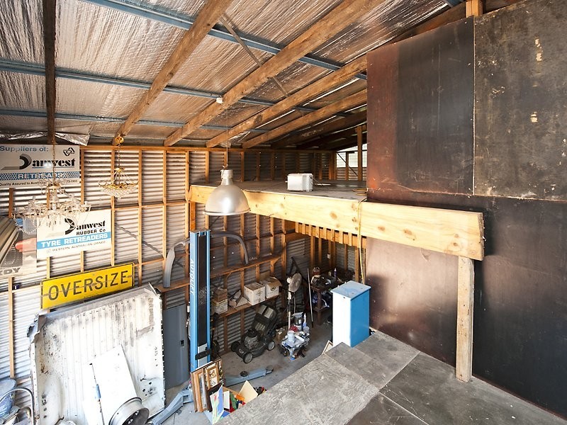 89 Queens Road, South Guildford WA 6055