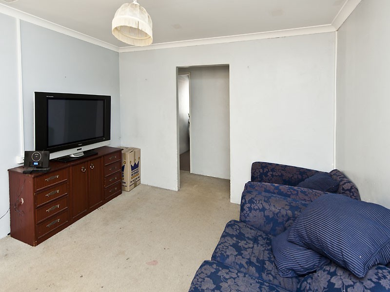 5 Likely Place, Stratton WA 6056