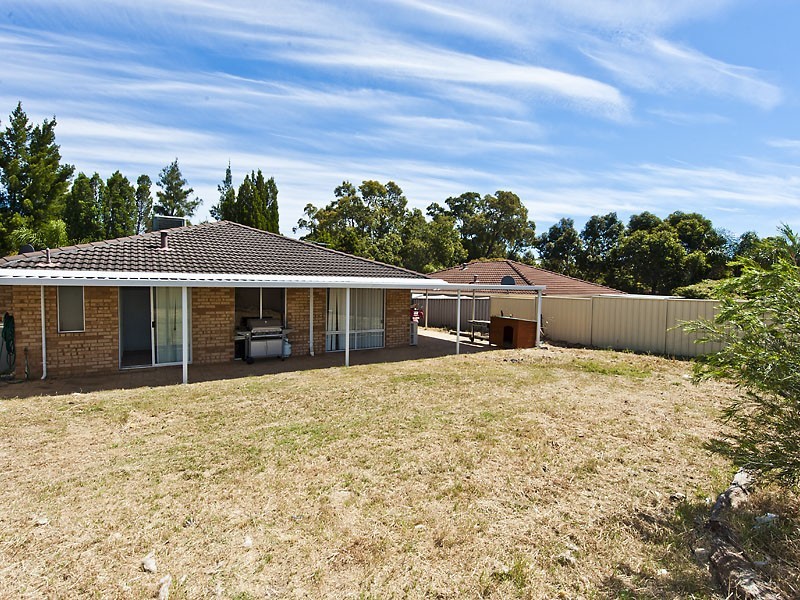 5 Likely Place, Stratton WA 6056