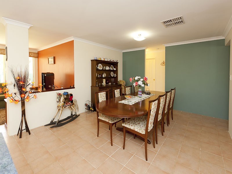 131 Salisbury Road, Swan View WA 6056