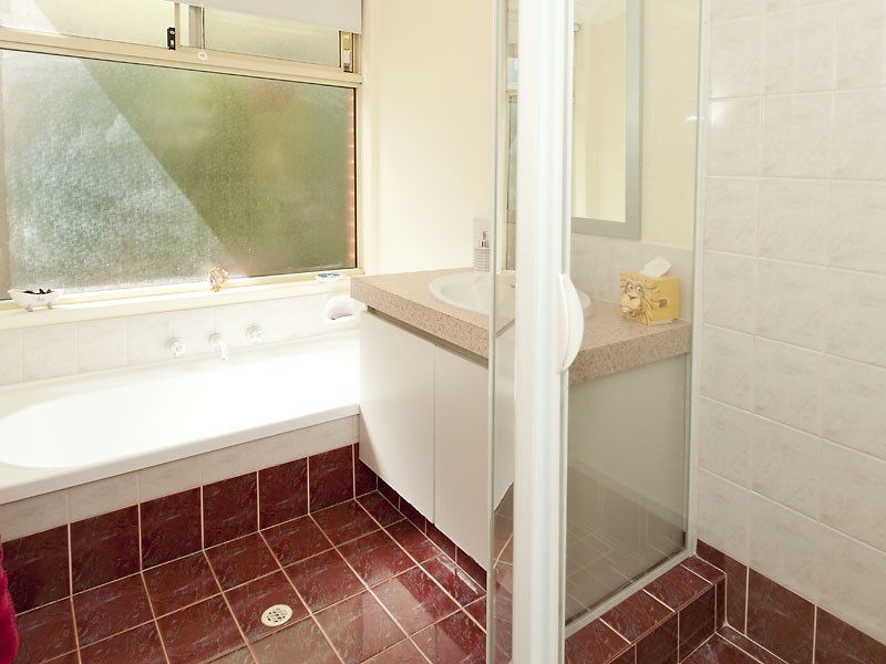 131 Salisbury Road, Swan View WA 6056