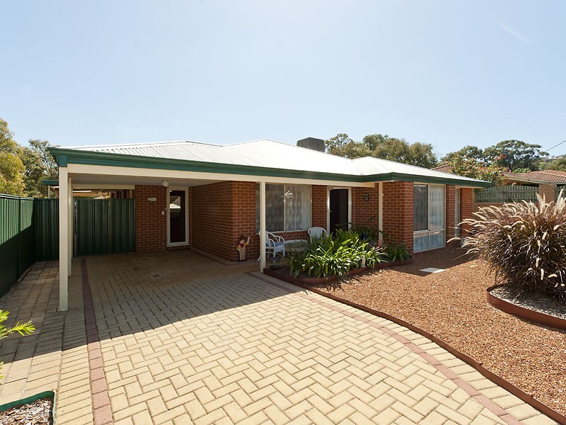131 Salisbury Road, Swan View WA 6056
