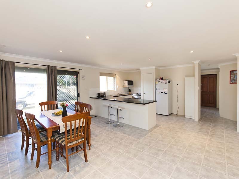 1 Mackie Place, Midvale WA 6056