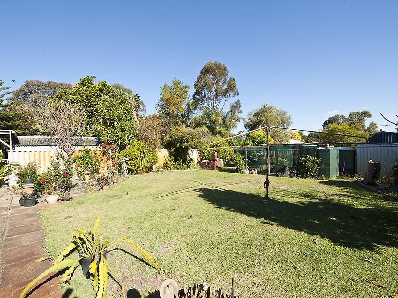 5 Drysdale Street, Eden Hill WA 6054