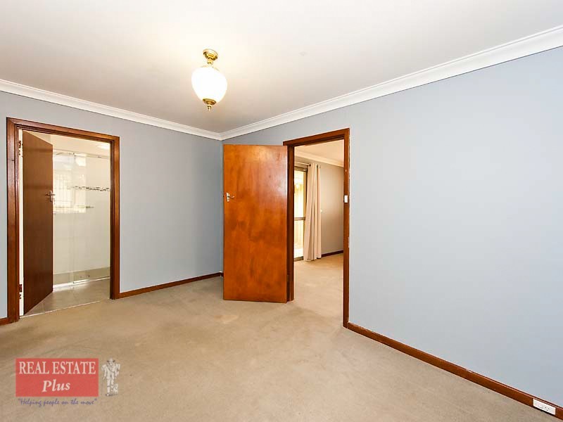 2 Hamilton Terrace, Greenmount WA 6056