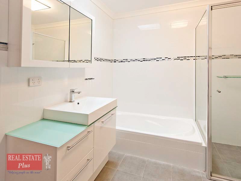 2 Hamilton Terrace, Greenmount WA 6056