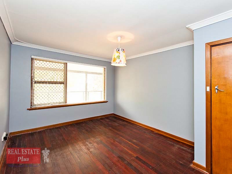 2 Hamilton Terrace, Greenmount WA 6056