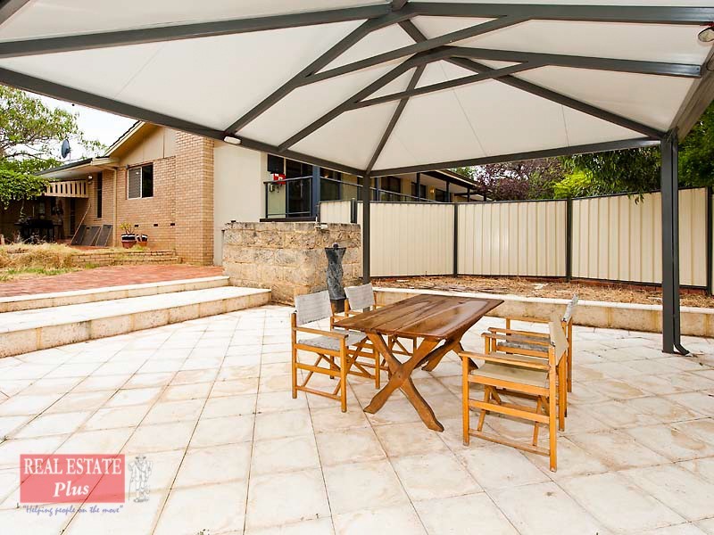 2 Hamilton Terrace, Greenmount WA 6056