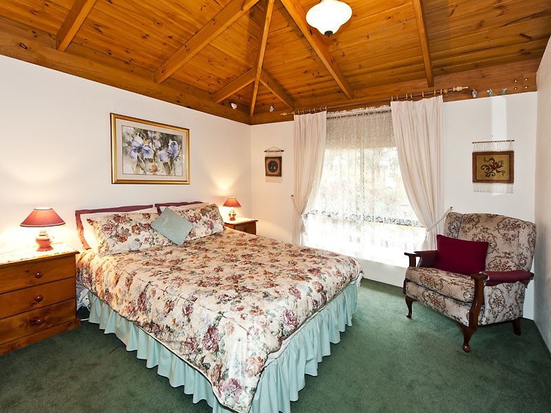 37 Gallipoli Drive, Greenmount WA 6056