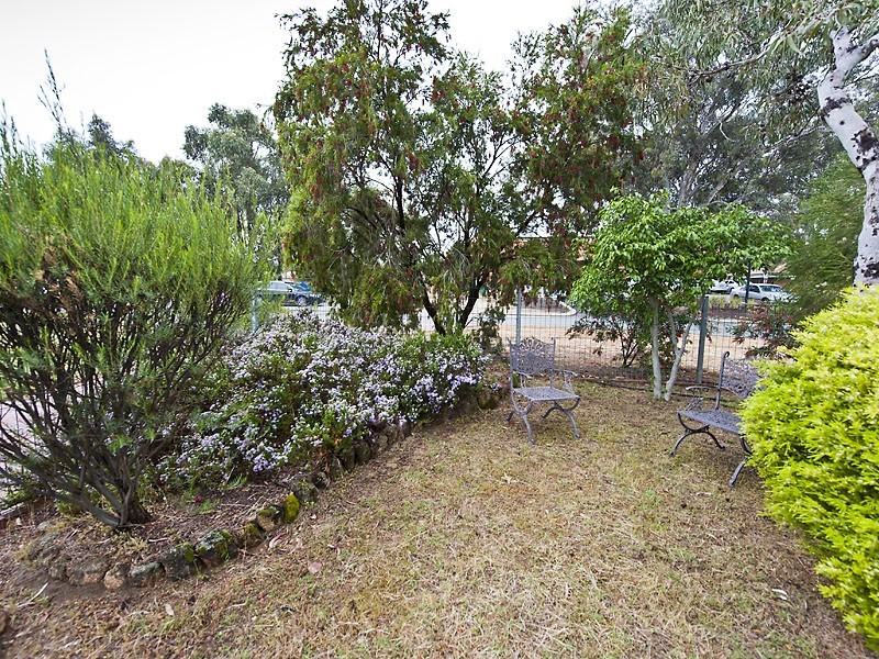 37 Gallipoli Drive, Greenmount WA 6056
