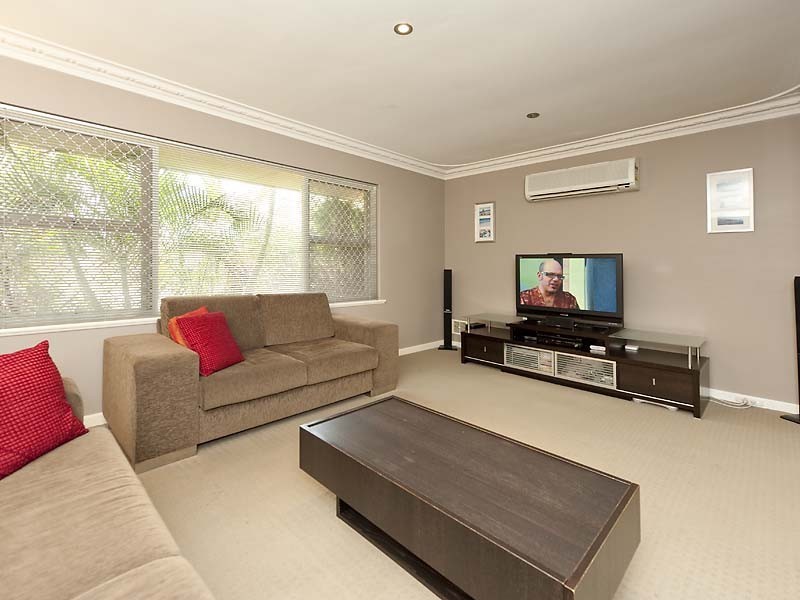 62 Bishop Road, Middle Swan WA 6056