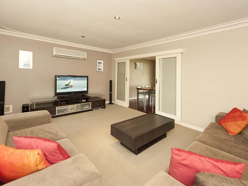 62 Bishop Road, Middle Swan WA 6056