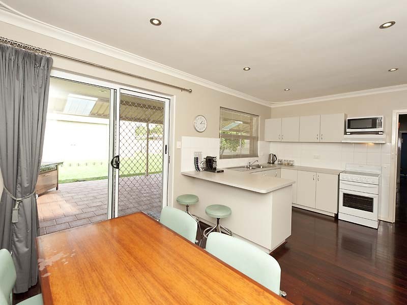 62 Bishop Road, Middle Swan WA 6056