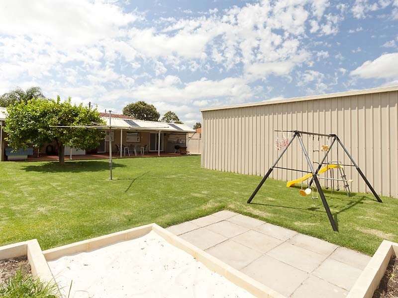 62 Bishop Road, Middle Swan WA 6056