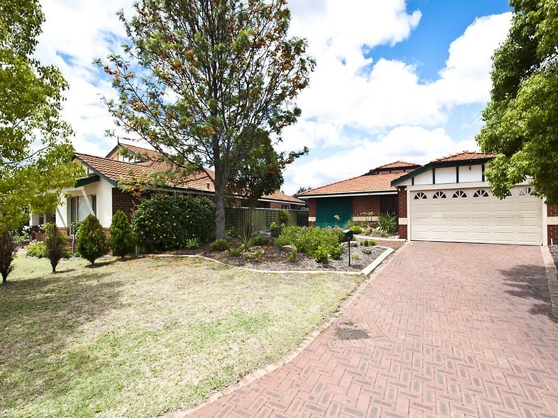 12 Camphora Mews, Helena Valley WA 6056