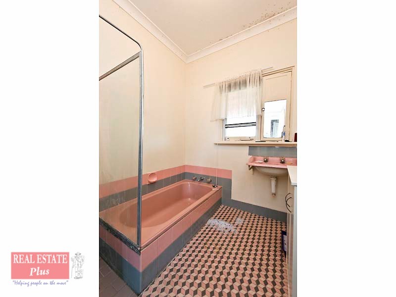 13 Fawell Street, Midland WA 6056