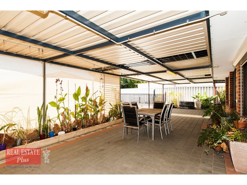 33 Cedar Way, Forrestfield WA 6058