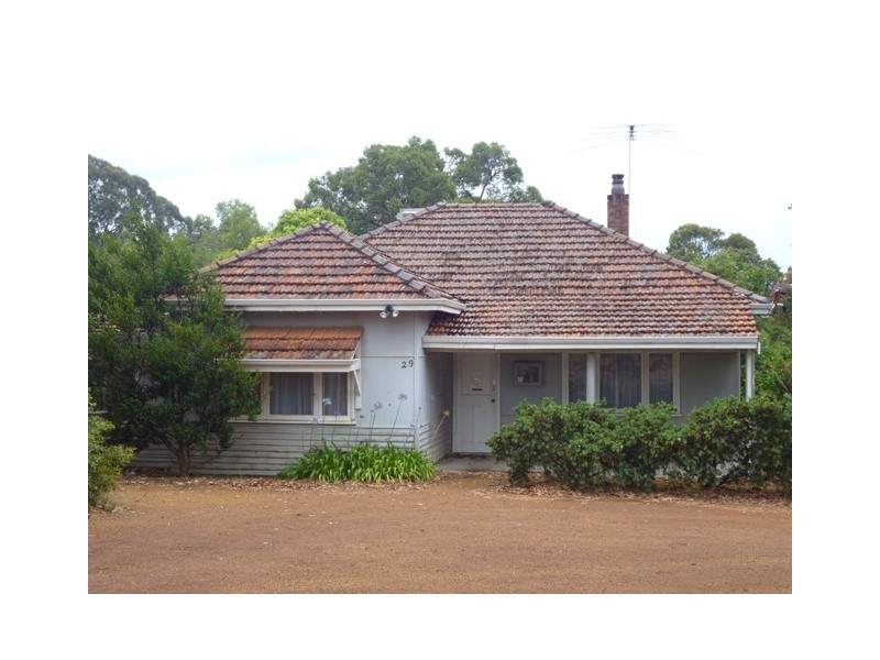 29 Hartung Street, Mundaring WA 6073