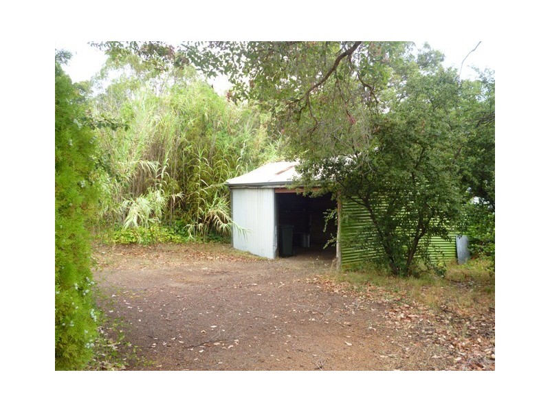 29 Hartung Street, Mundaring WA 6073