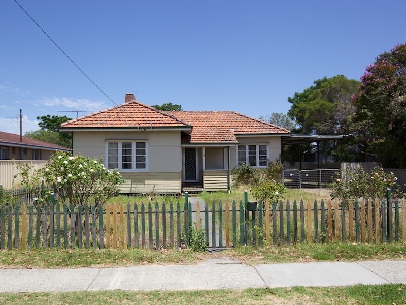 23B Bushby Street, Midvale WA 6056