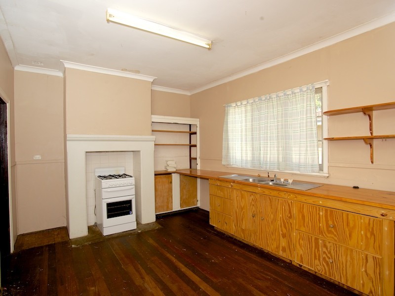 23B Bushby Street, Midvale WA 6056