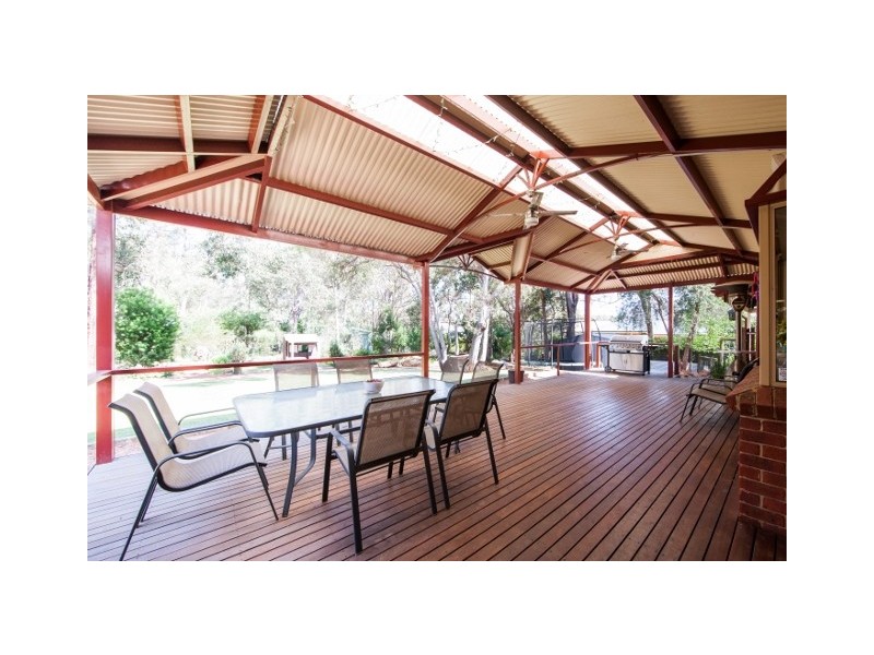 25 Campbell Way, Parkerville WA 6081