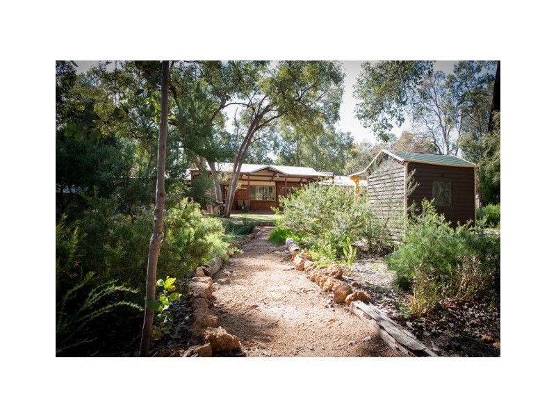 25 Campbell Way, Parkerville WA 6081