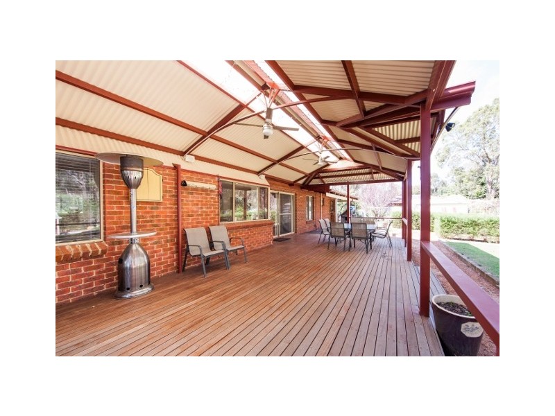 25 Campbell Way, Parkerville WA 6081