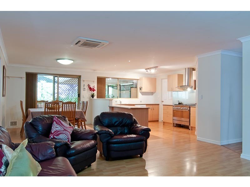 10 Egan Road, Mount Helena WA 6082