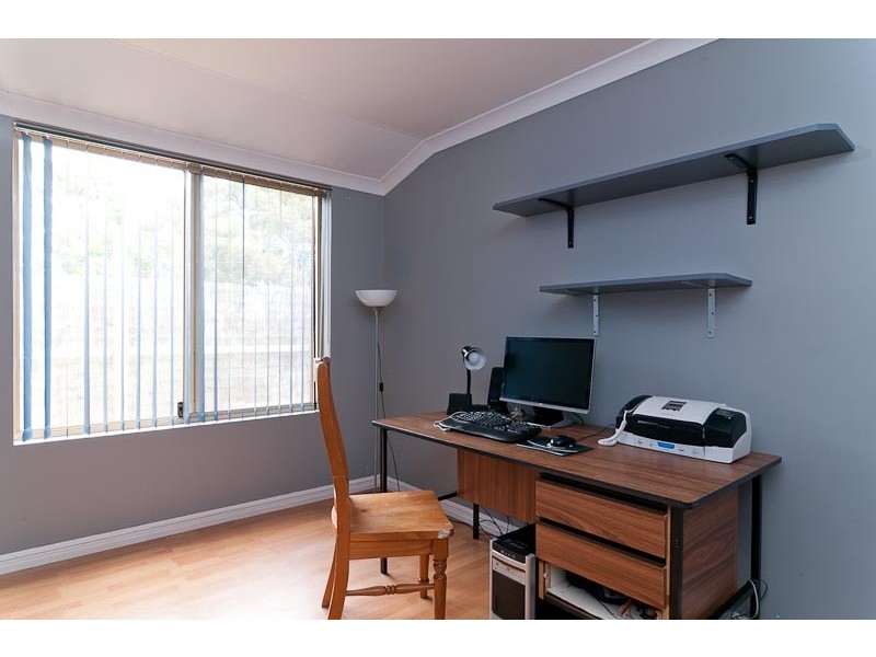 10 Egan Road, Mount Helena WA 6082