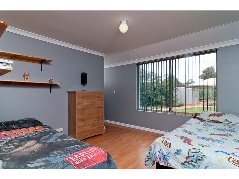 10 Egan Road, Mount Helena WA 6082