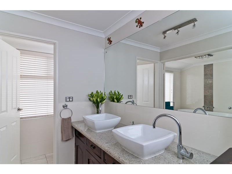 10 Egan Road, Mount Helena WA 6082