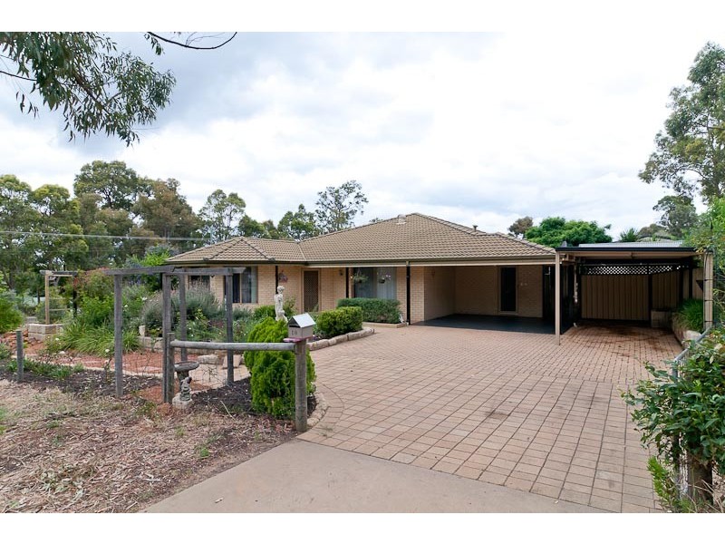 10 Egan Road, Mount Helena WA 6082