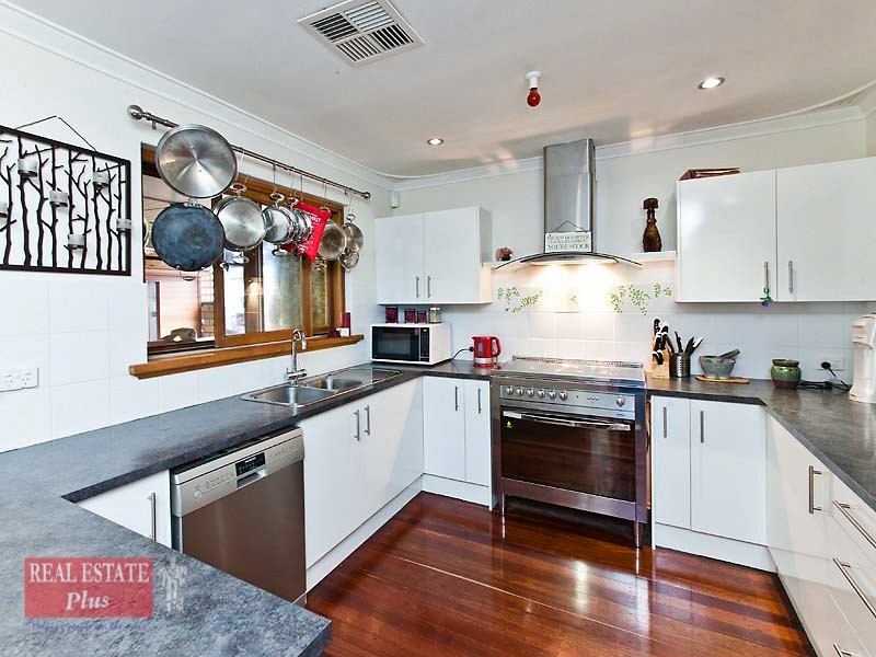 99 Hartfield Road, Forrestfield WA 6058