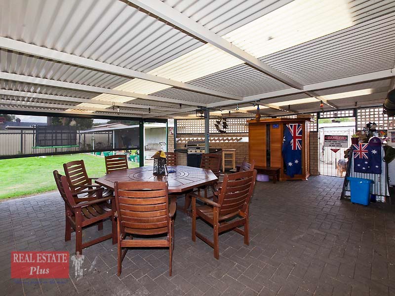 99 Hartfield Road, Forrestfield WA 6058