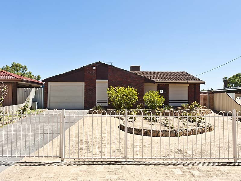 87 Beaconsfield Avenue, Midvale WA 6056