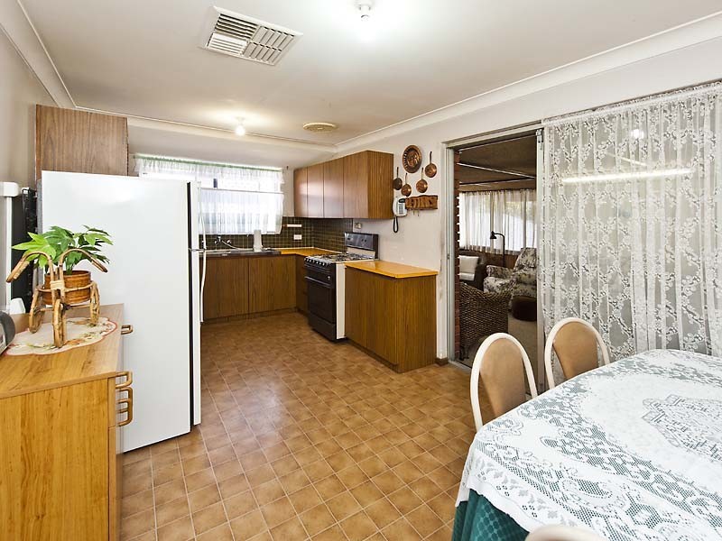 87 Beaconsfield Avenue, Midvale WA 6056