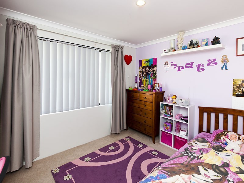 14 Grampian Way, Caversham WA 6055