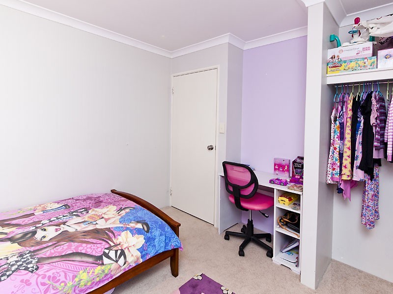 14 Grampian Way, Caversham WA 6055