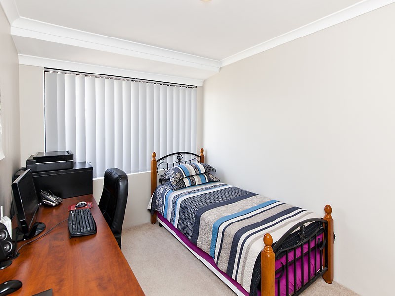14 Grampian Way, Caversham WA 6055