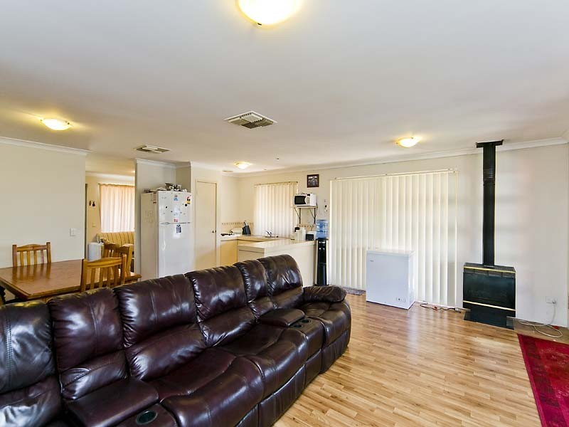 66 Star Bush Crescent, Ellenbrook WA 6069