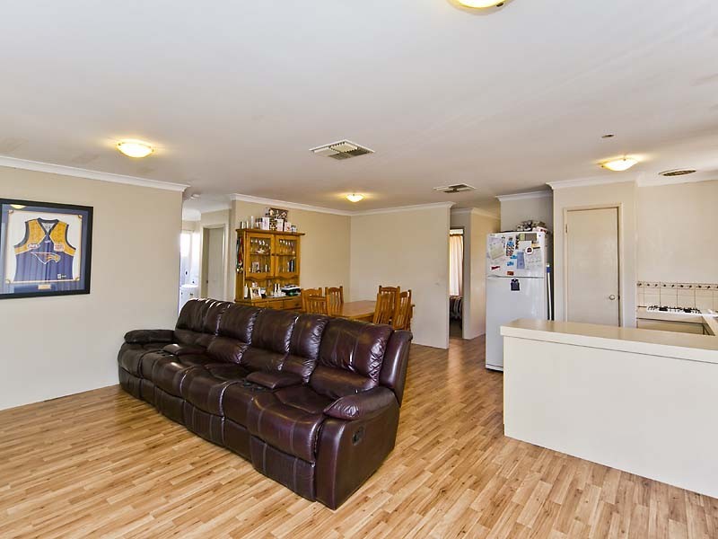 66 Star Bush Crescent, Ellenbrook WA 6069