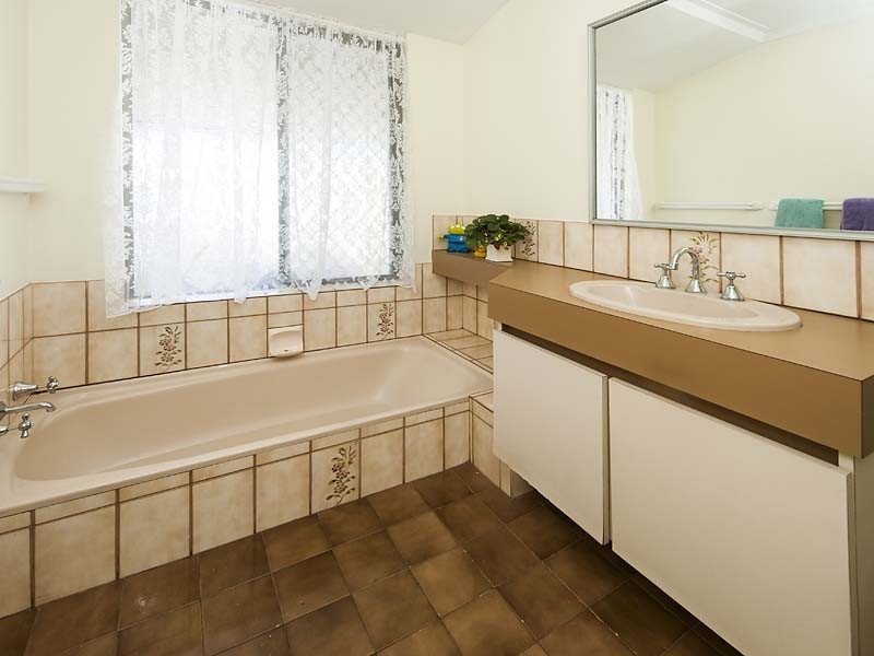 30 O’Connor Road, Swan View WA 6056